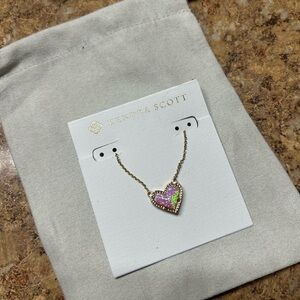 *NWT* Kendra Scott Ari Heart Pendant Necklace